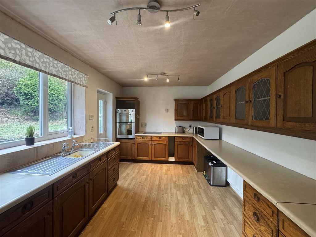 Property photo 2 of 15 Img_1081.Jpeg