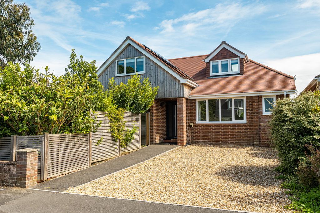 Property photo 1 of 24