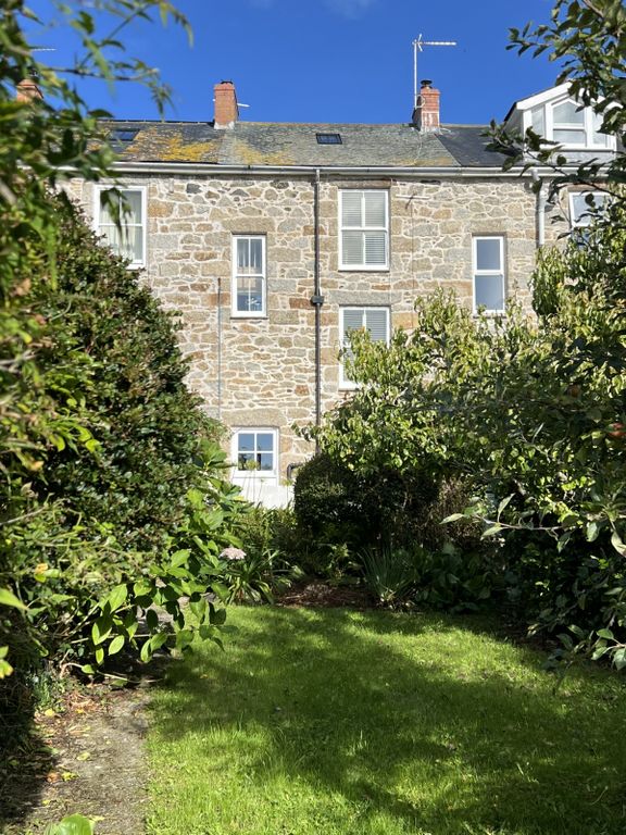 Property photo 1 of 16 3 Bedroom Mid Terrace Cottage For Sale