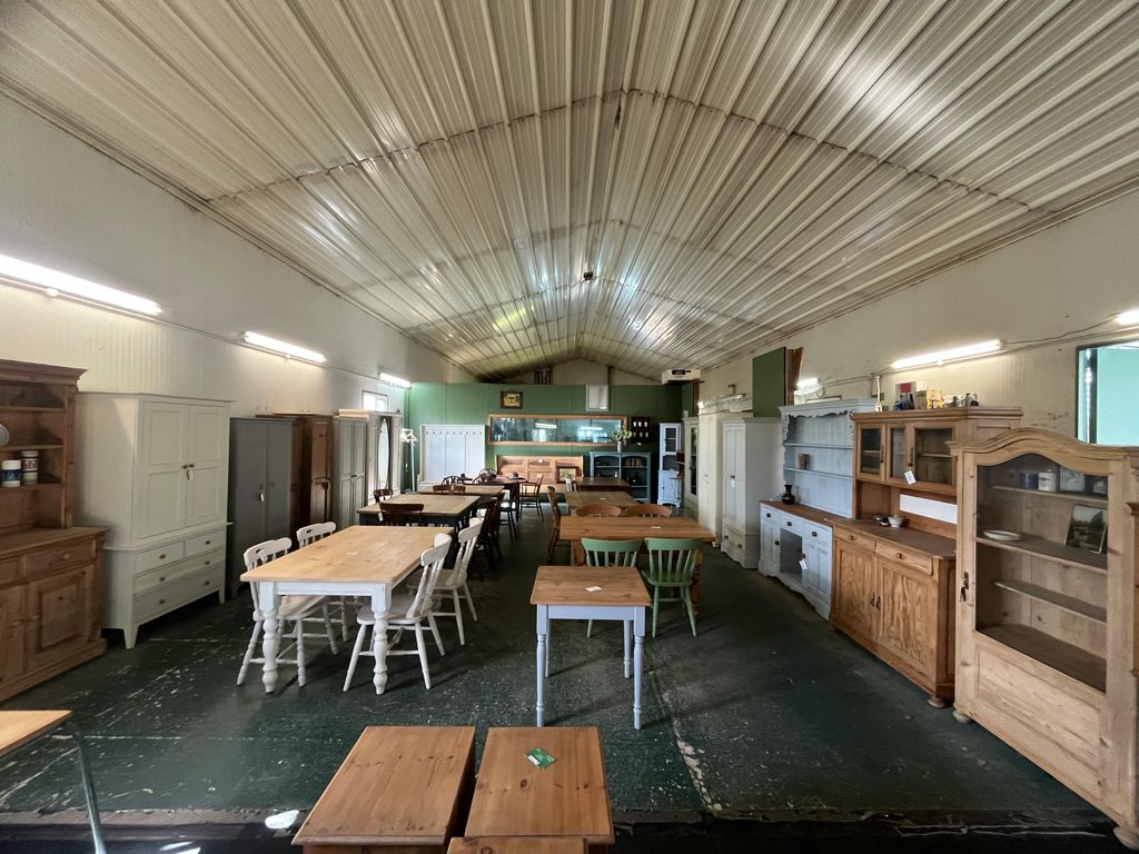 Property photo 2 of 10 20250328_134752091_Ios.Jpg