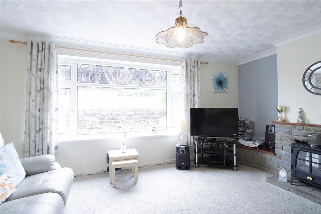 Property photo 2 of 13 Img_4941.Jpg