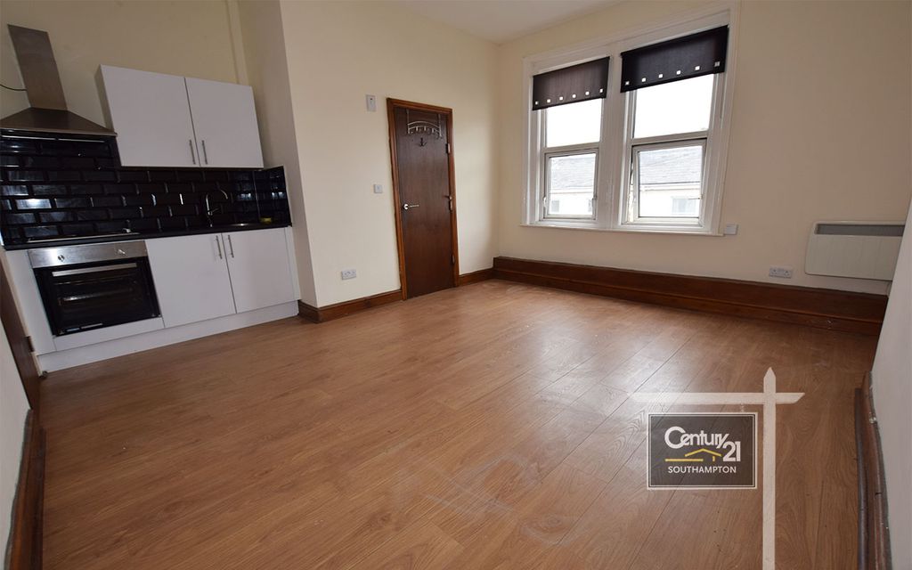 Property photo 2 of 3