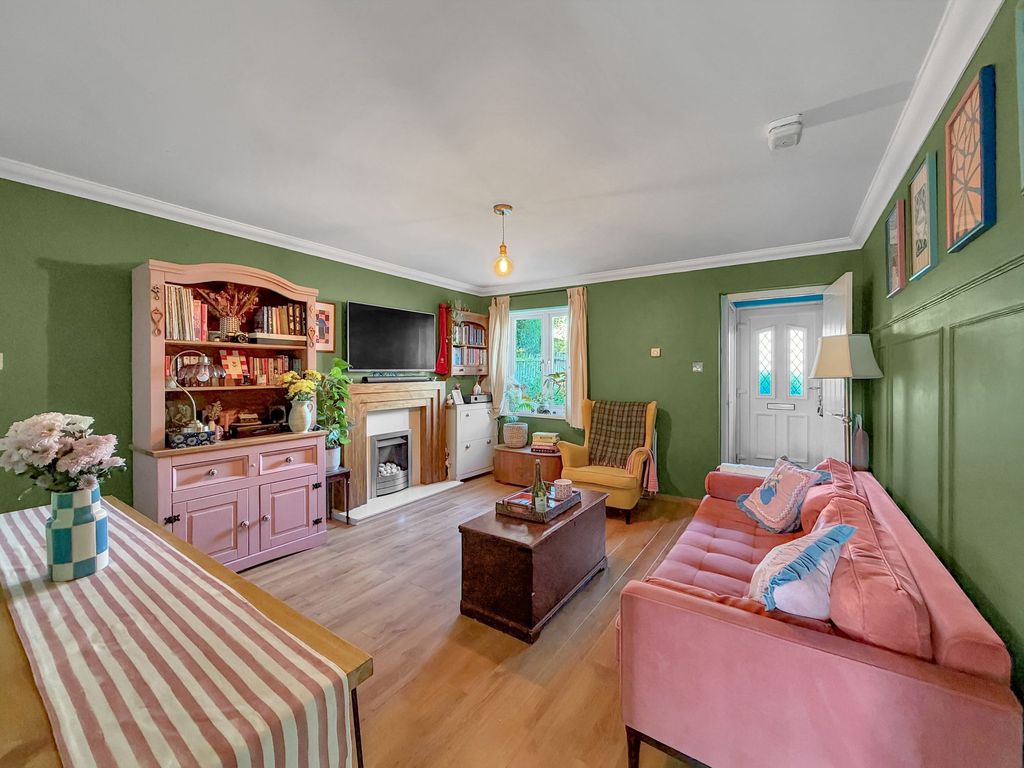 Property photo 2 of 19