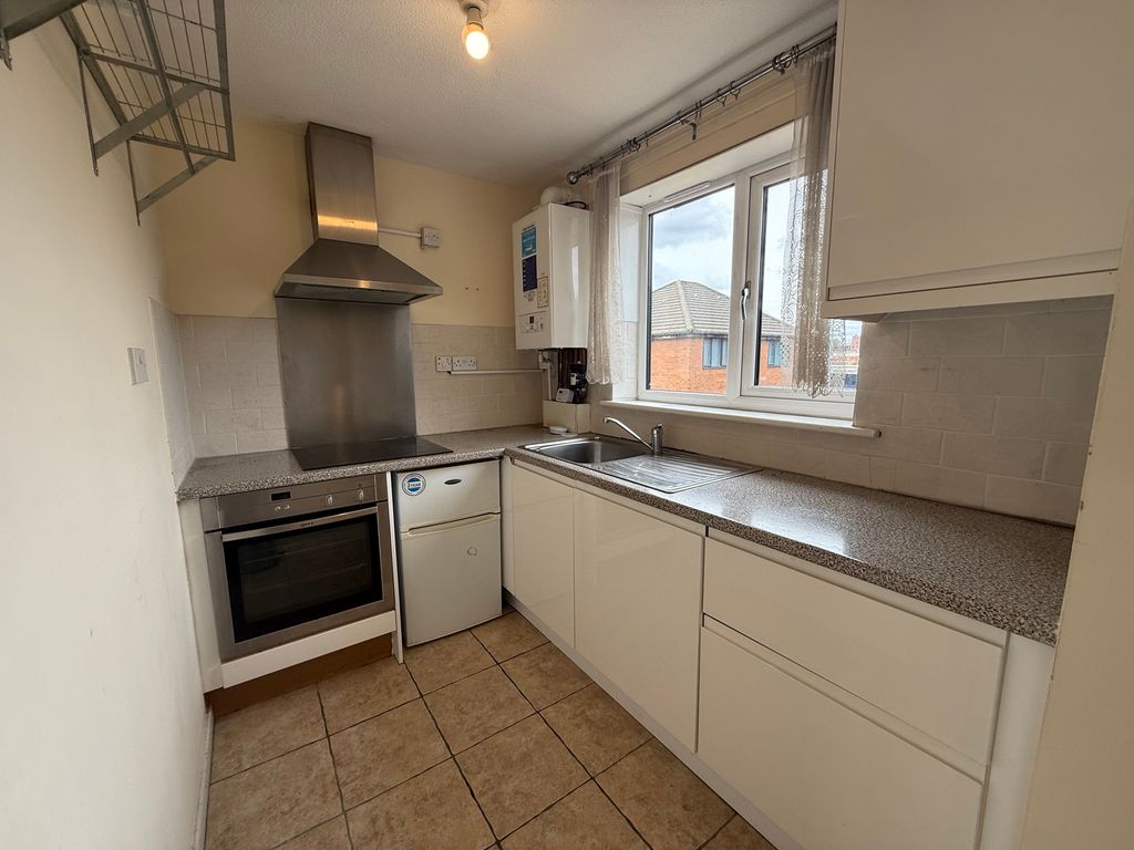 Property photo 3 of 7 Img_9822