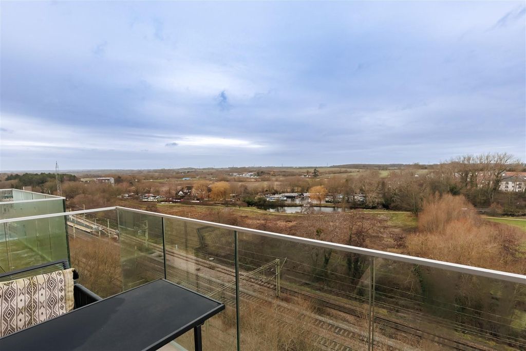 Additional image 18 of 2 bed flat for saleGodfrey House, Edinburgh Gate, Harlow CM20