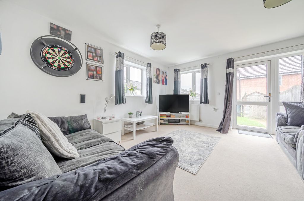 Property photo 2 of 13 1356963-8-68Dfdd4...