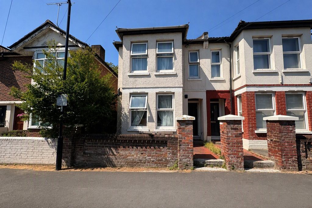 Property photo 1 of 9 Picture No. 08