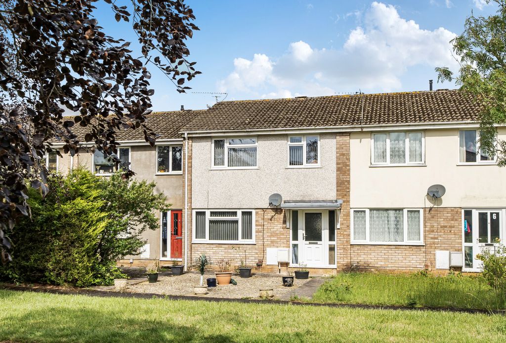 Property photo 1 of 20 1472268-2-6A2927c...
