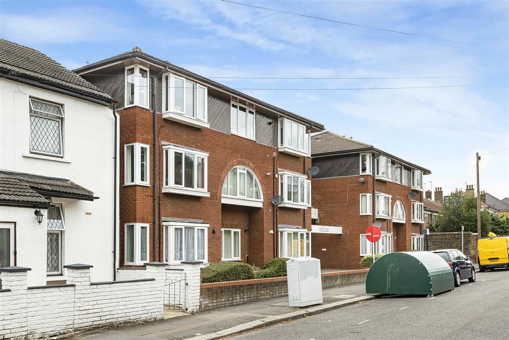 Property photo 1 of 26 1