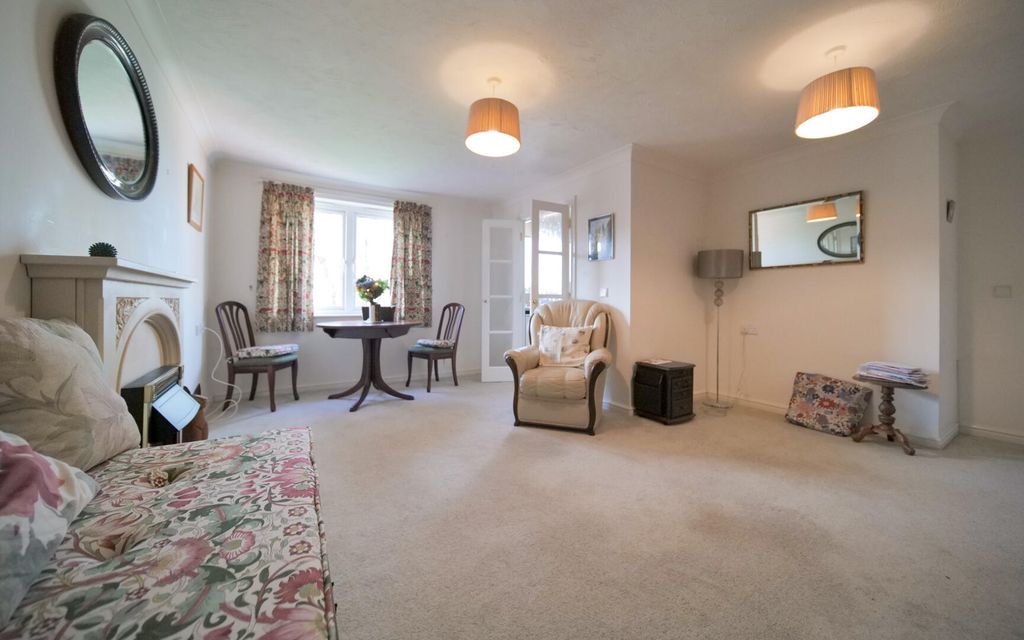 Property photo 2 of 9 Living Room