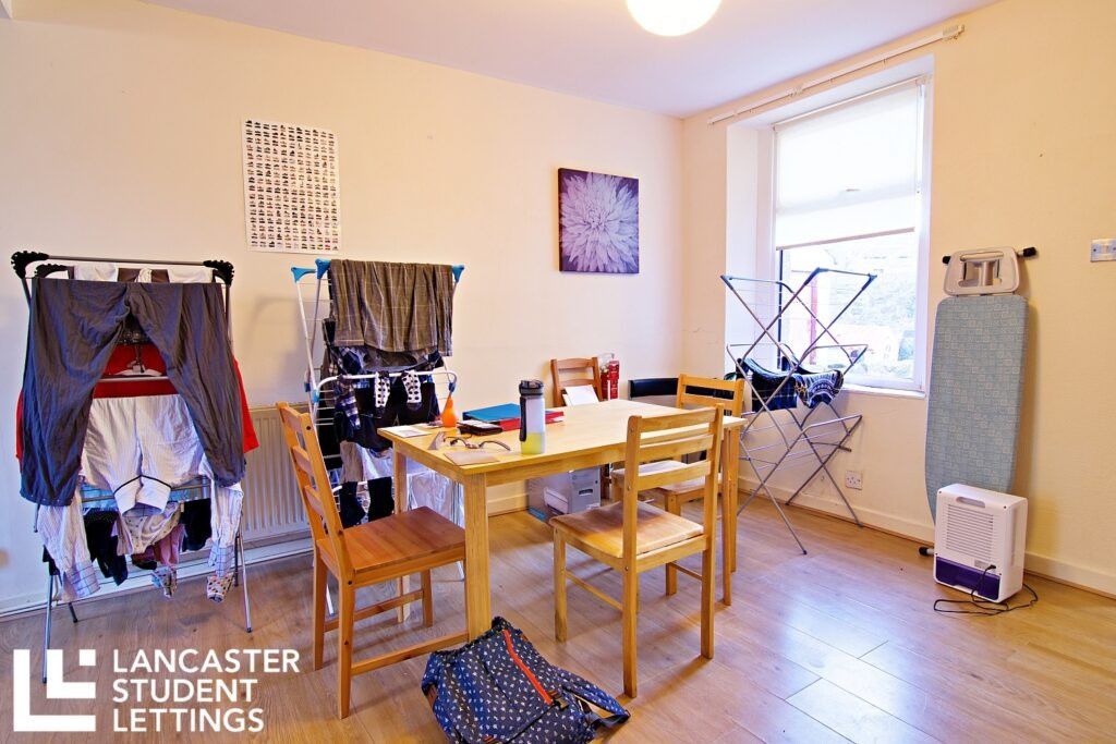 Property photo 3 of 7 Property Photo