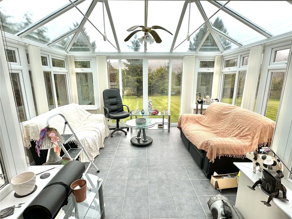 Property photo 3 of 15 Picture No. 06