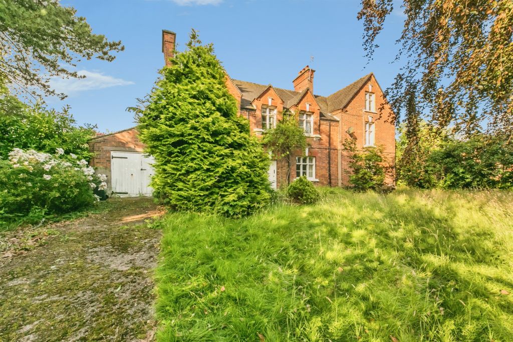 Property photo 1 of 16