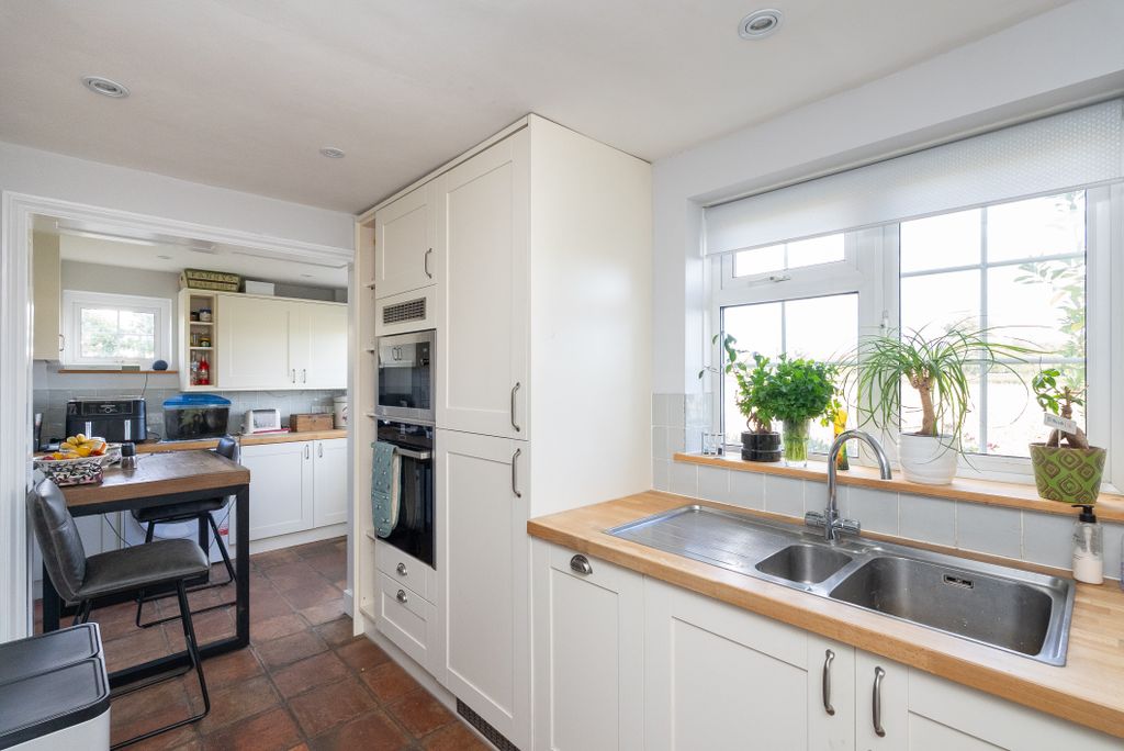 Property photo 3 of 18 Dsc02529