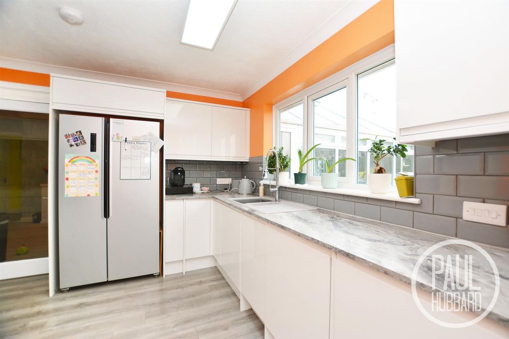 Property photo 2 of 19 Dsc_0050.Jpg