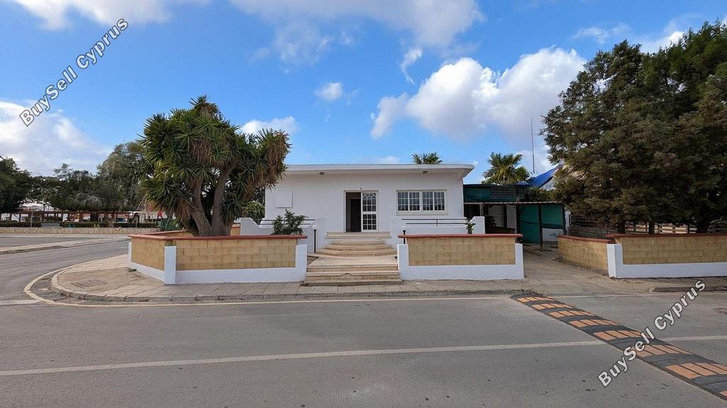 Property photo 3 of 20