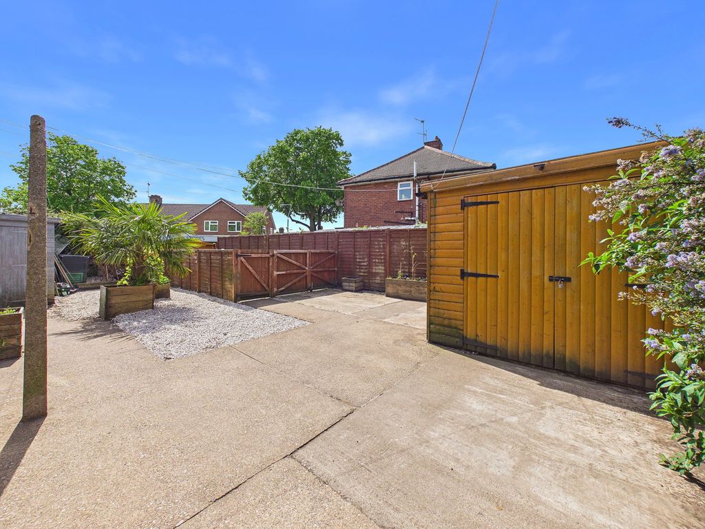 Property photo 2 of 22