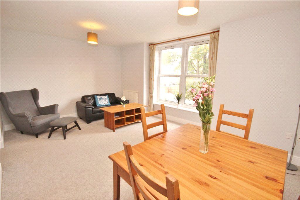 Property photo 3 of 10 Living Room