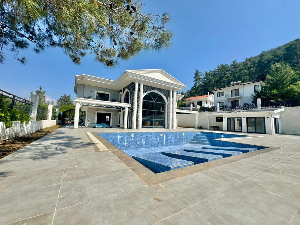 Property photo 2 of 25 Breathtaking Duplex Villa For Sale In Fethiye - Vast Private Plot With A Pool And Annexe