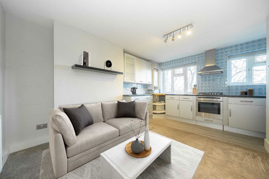 Property photo 2 of 3