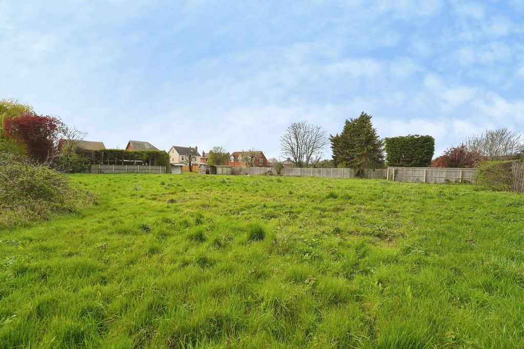 Property photo 3 of 20 Pbox-Img.Jpg