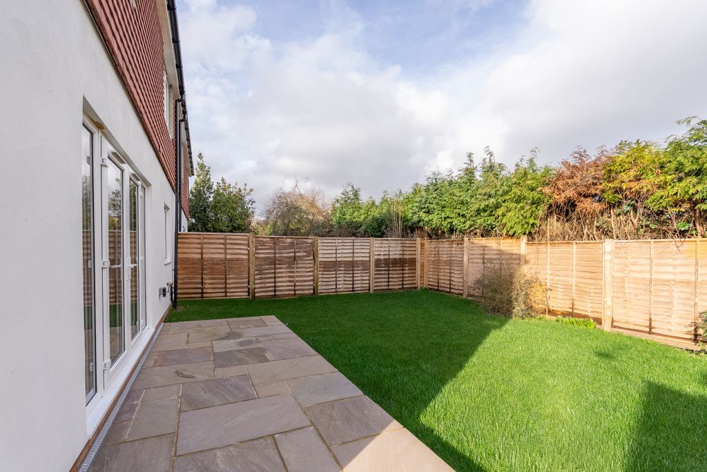 Property photo 3 of 15 Dsc08933