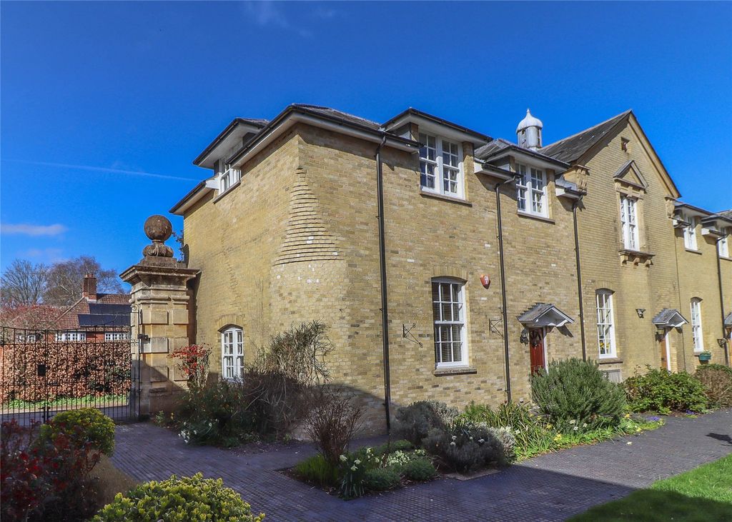 Property photo 1 of 17 Picture No. 24