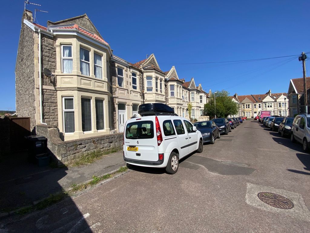 Property photo 1 of 25 52
