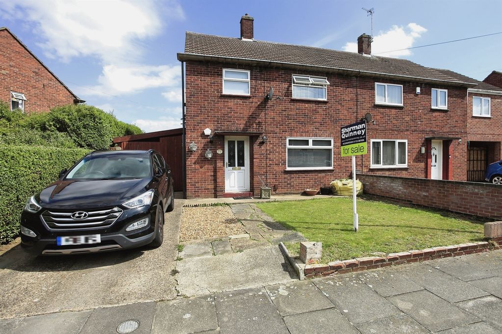 Property photo 1 of 5