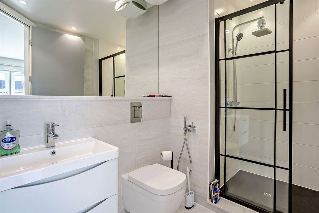 Additional image 14 of 2 bed flat for saleGreyfriars Road, Cardiff CF10