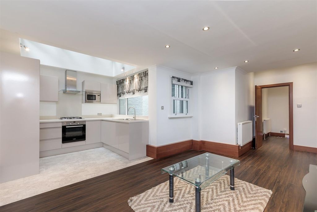 Property photo 3 of 13 4R3A3174.Jpg
