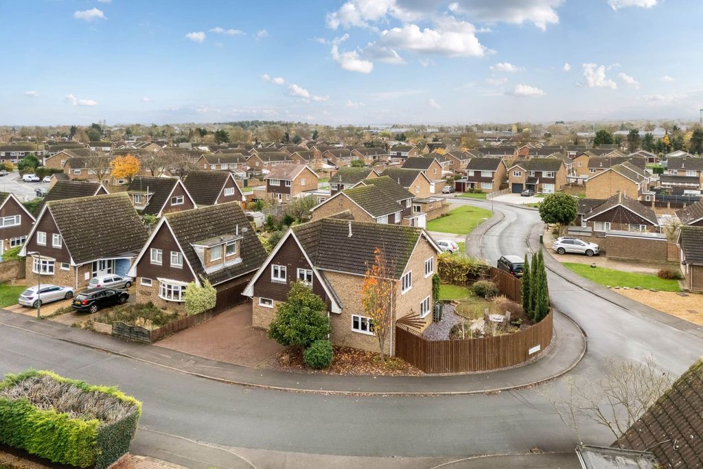 Property photo 1 of 33