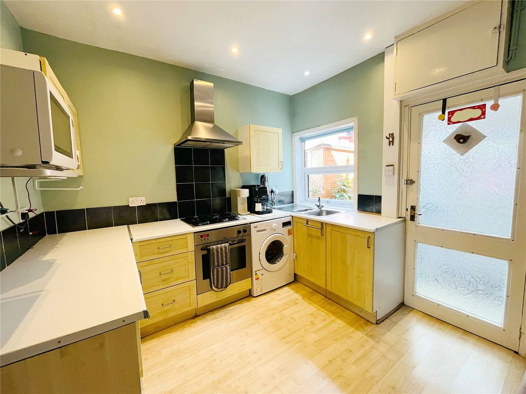 Property photo 3 of 8 Picture No. 09