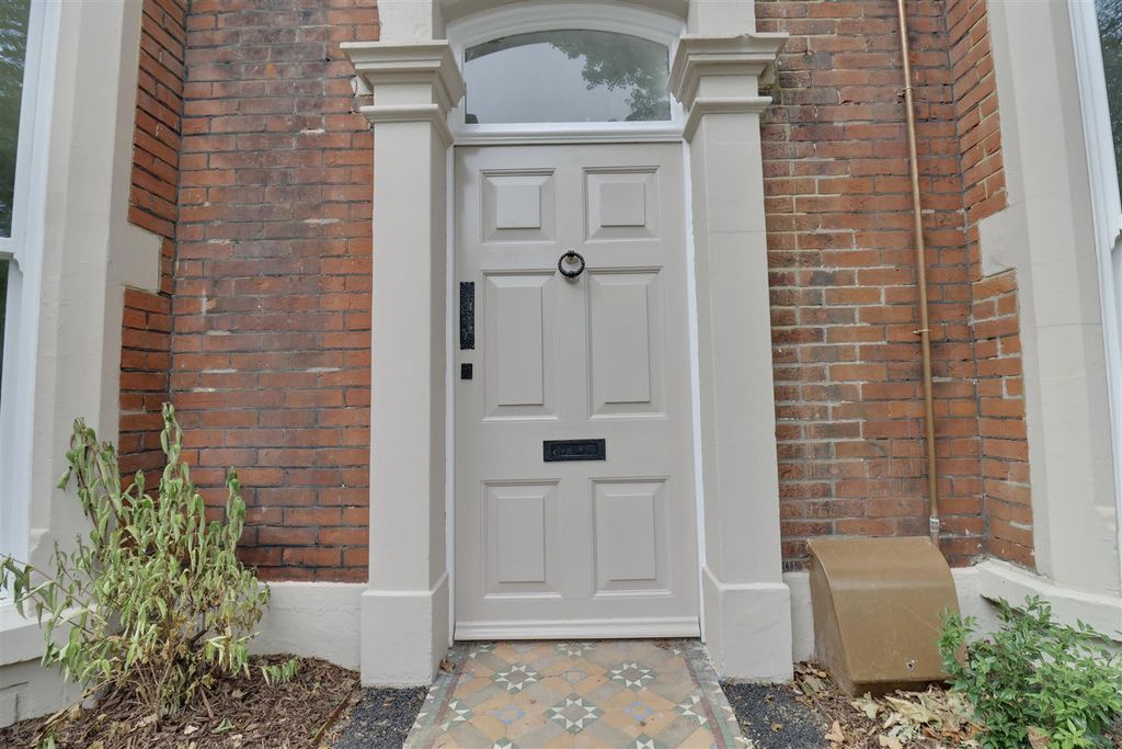 Property photo 2 of 11 Bda0E720-257E-4D68-B0B7-028678Abe1F6_1_201_A.Jpeg