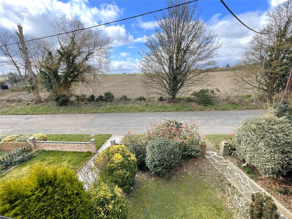 Property photo 2 of 19 Picture No. 02