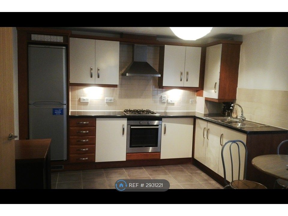 Property photo 2 of 4 Kitchen