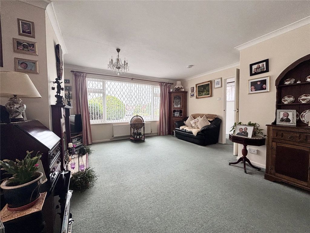 Property photo 2 of 16 Picture No. 08