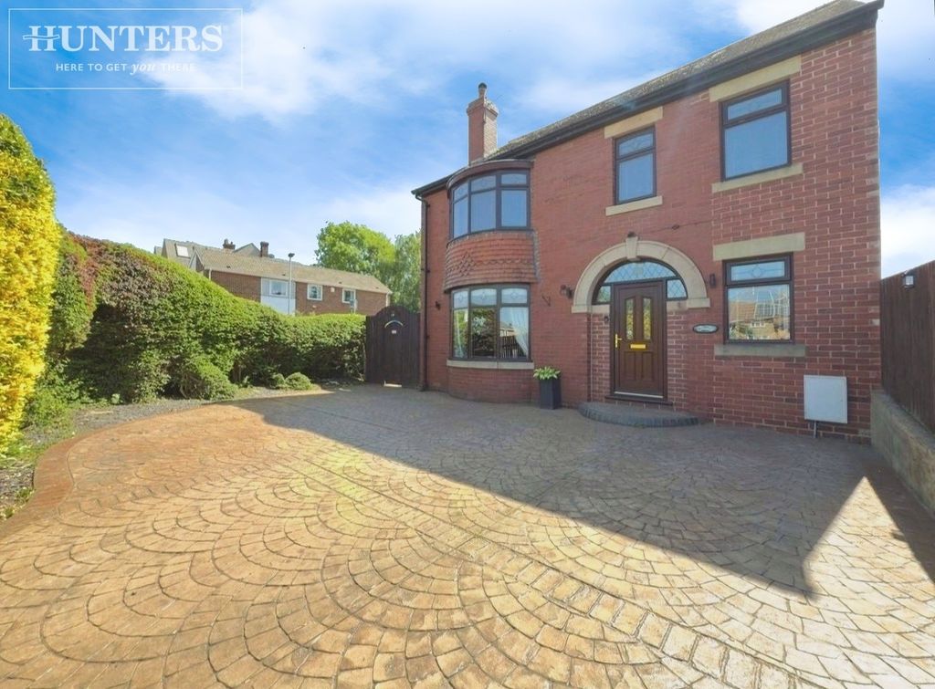 Property photo 1 of 27 Pbox-Front_Of_House-347312.Jpg