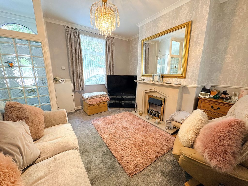 Property photo 3 of 17