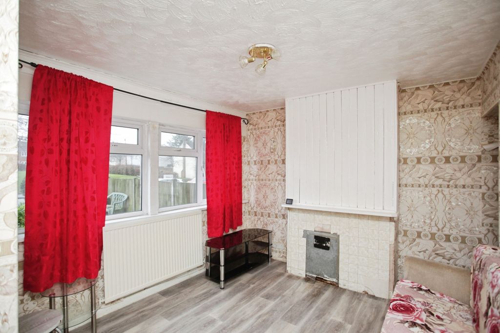 Property photo 2 of 15