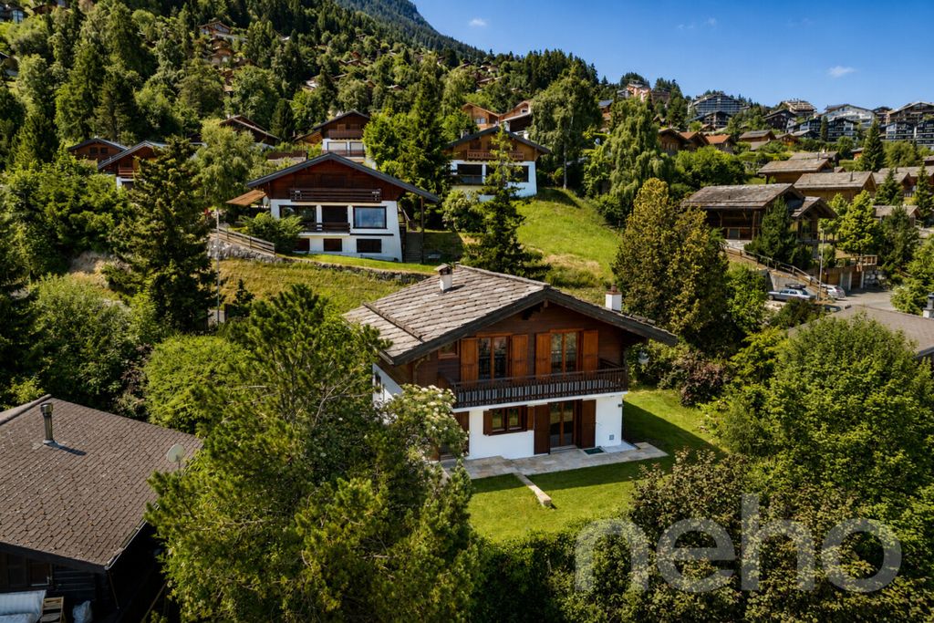 Property photo 1 of 12