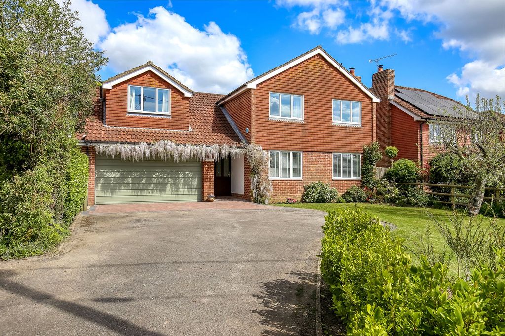 Property photo 1 of 19 Picture No. 01