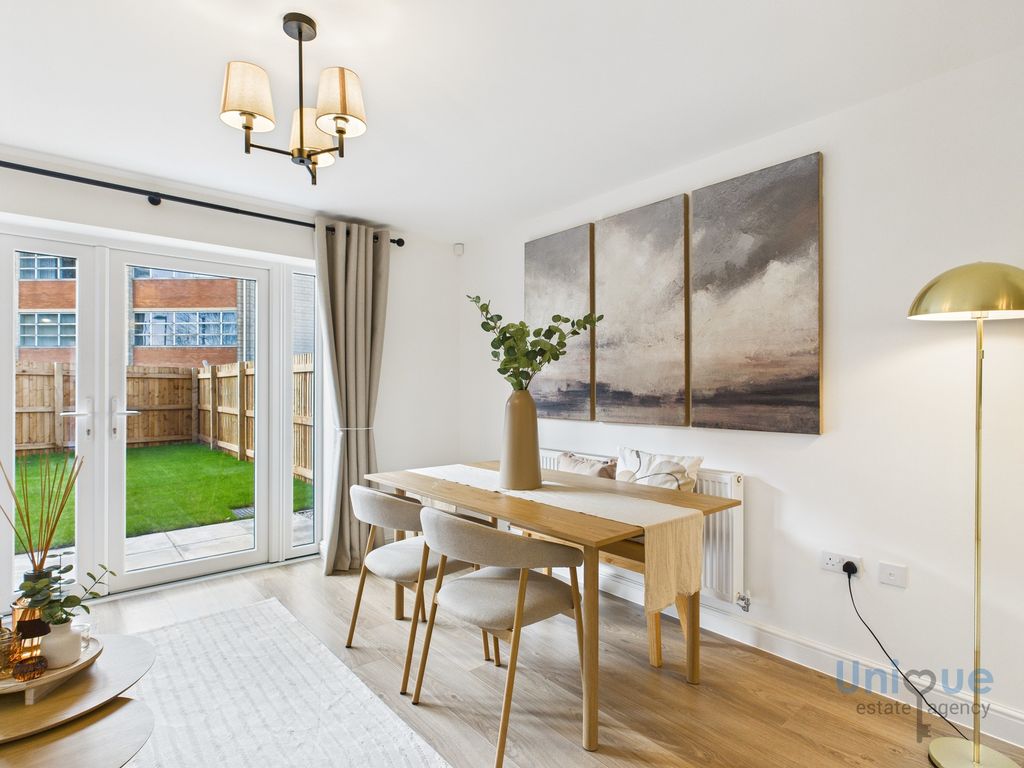 Property photo 3 of 26