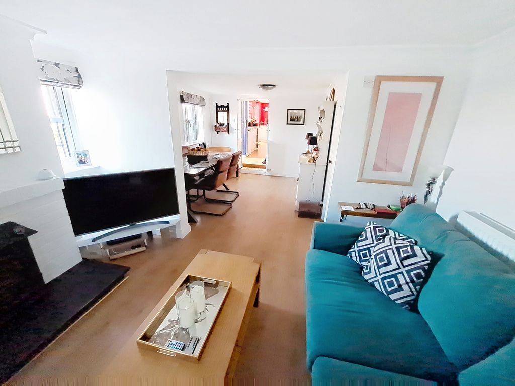 Property photo 2 of 31 49-Hix_00017