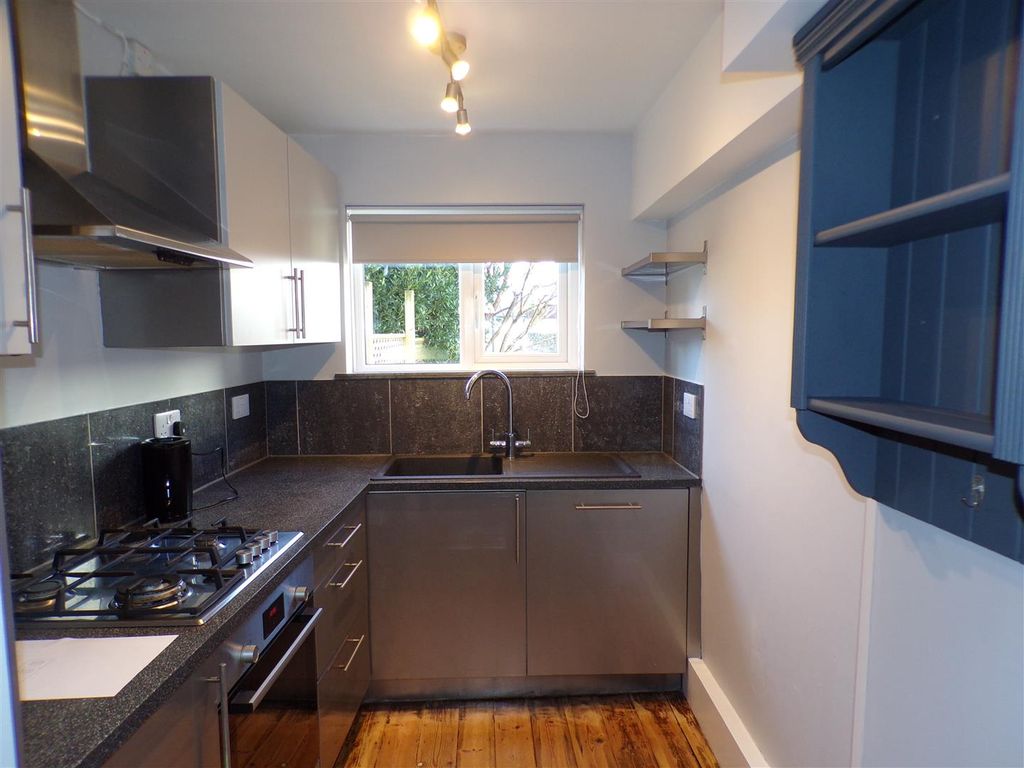 Property photo 3 of 14 Kitchen.Jpg