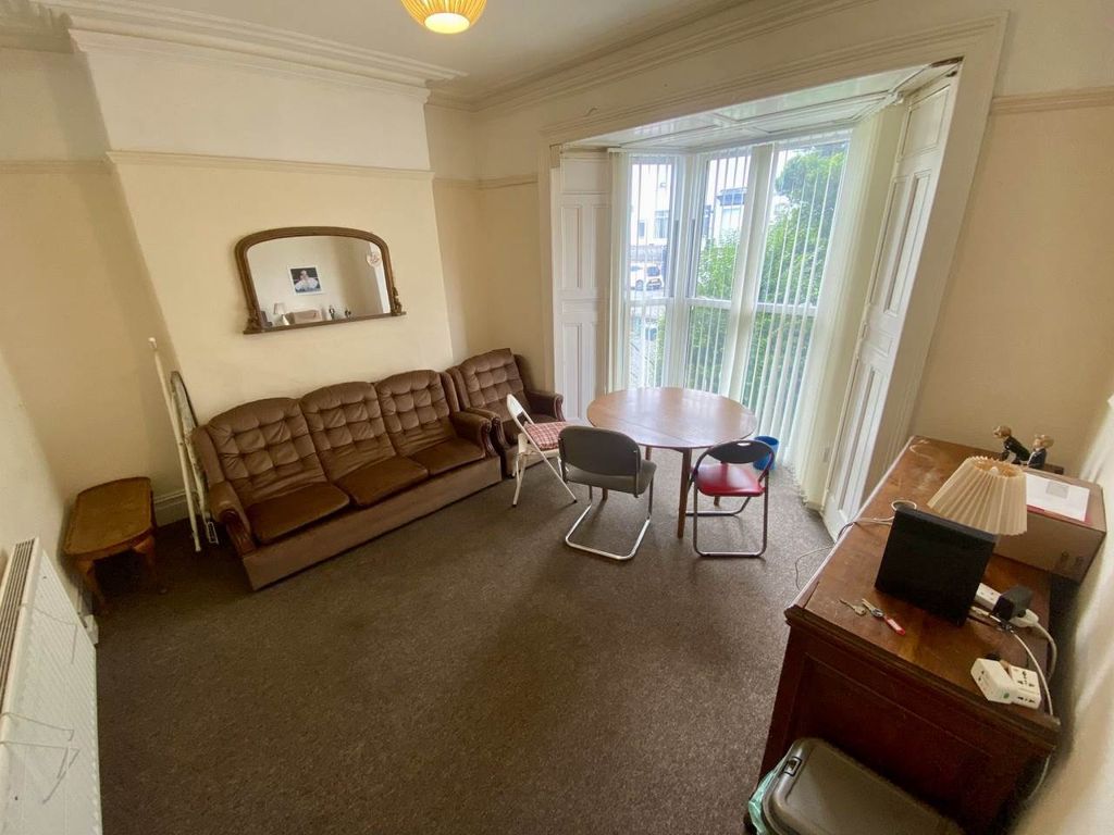 Property photo 1 of 14 2Da22Be1-1Cec-4d0c-8c0d-B2c99F07d124