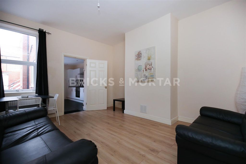 Property photo 1 of 6 0P_Jiiemgn9Z7Qyngycfs_Yk86A.Jpg