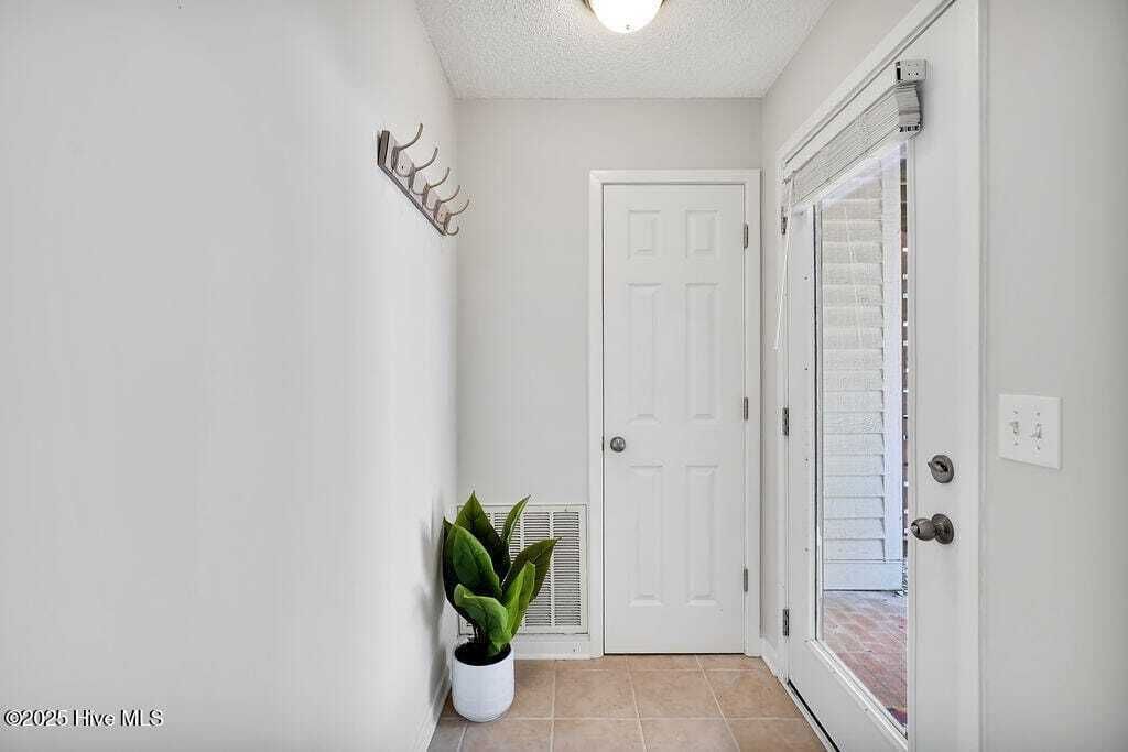 Property photo 3 of 26 <Alttext/>