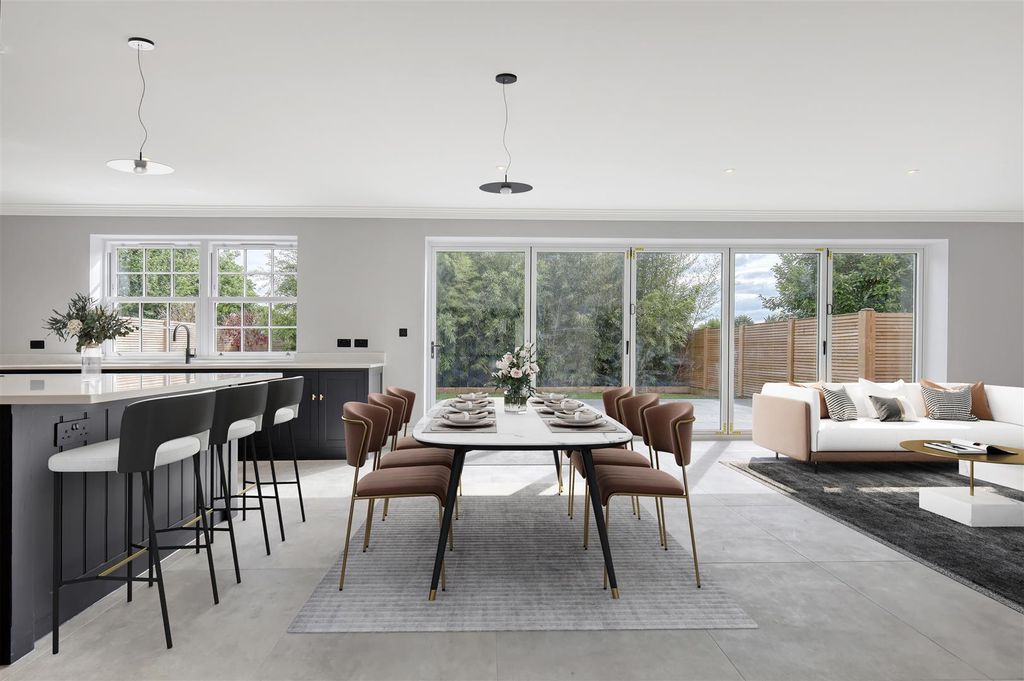 Property photo 3 of 35 Diner Loungea.Jpg