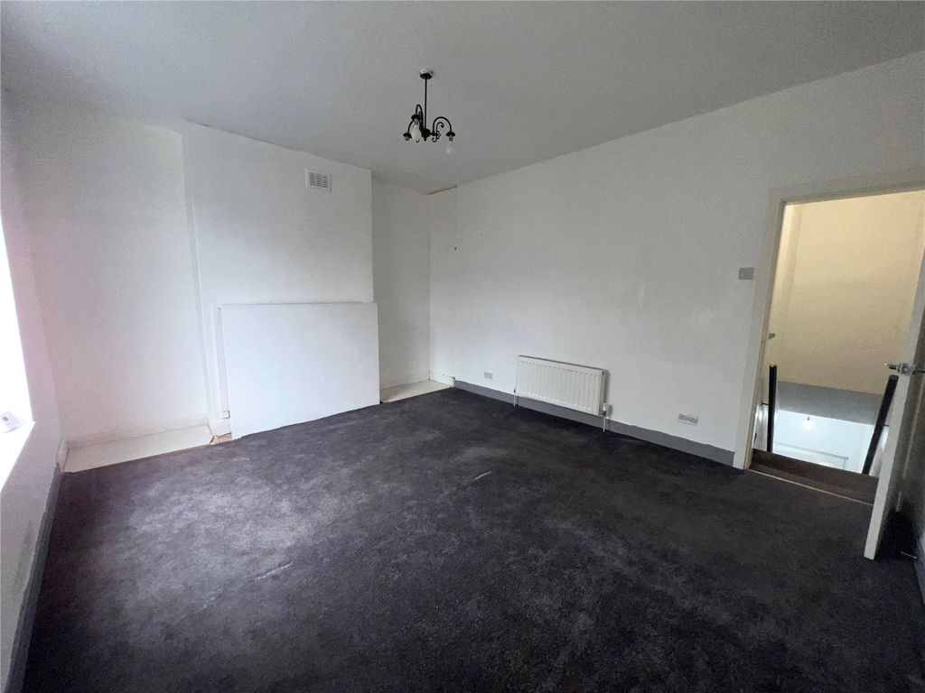 Property photo 2 of 7 Picture No. 01